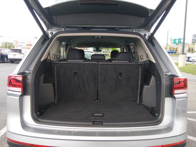 2026 Volkswagen Atlas — photo 11 view