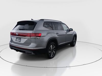 2026 Volkswagen Atlas — photo 7 view
