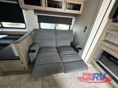 2024 Palomino Puma - Photo 31