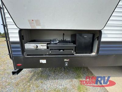 2024 Palomino Puma - Photo 8