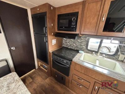 2017 Forest River RV Salem Cruise Lite — photo 21 view