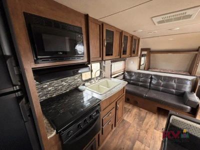 2017 Forest River RV Salem Cruise Lite — photo 37 view