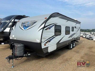 2017 Forest River RV Salem Cruise Lite — rear three-quarter view