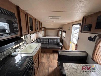 2017 Forest River RV Salem Cruise Lite — photo 36 view