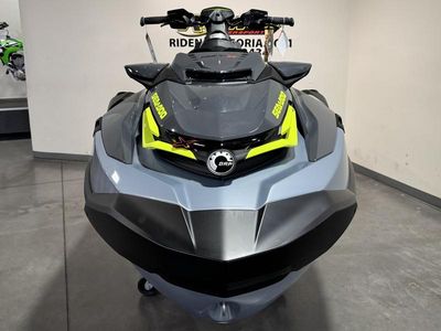 2025 Sea-Doo RXT-X 325 Ice Metal / Manta Green - Photo 3