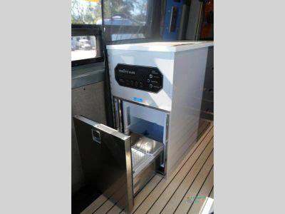 2025 Remote Vans Remote Vans — photo 18 view