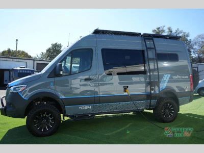 2025 Remote Vans Remote Vans — interior view