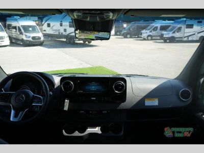 2025 Remote Vans Remote Vans — photo 10 view