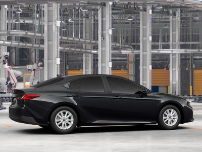 2026 Toyota Camry - Photo 13