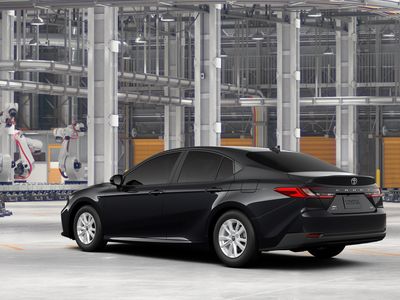 2026 Toyota Camry - Photo 8