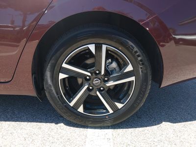 2024 Nissan Sentra — photo 10 view