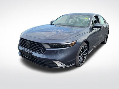 2026 Honda Accord Hybrid Touring Sedan — photo 8 view