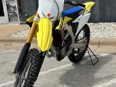 2026 Suzuki RM-Z450 - Photo 3
