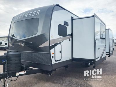 2025 Forest River Rockwood Ultra Lite - Photo 2