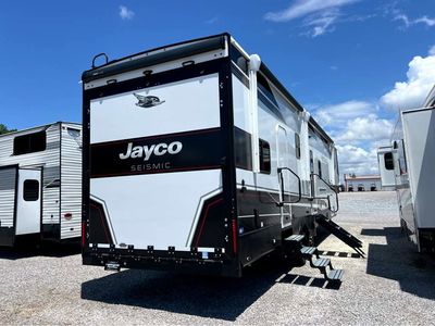 2026 Jayco Seismic - Photo 4