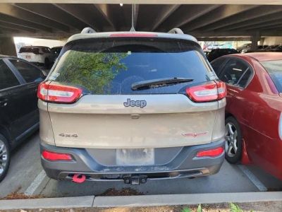 2017 Jeep Cherokee — interior view