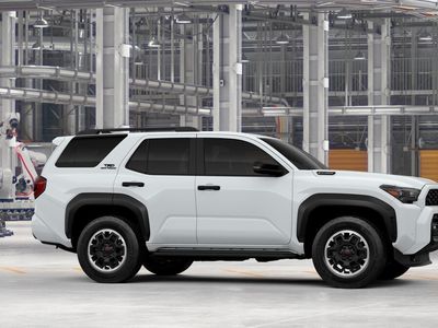 2026 Toyota 4Runner - Photo 13