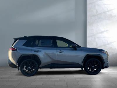 2026 Toyota RAV4 - Photo 7