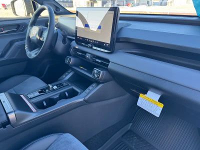 2026 Toyota RAV4 - Photo 20