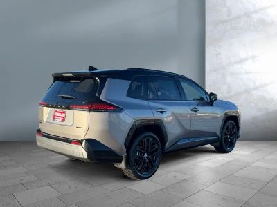 2026 Toyota RAV4 - Photo 6