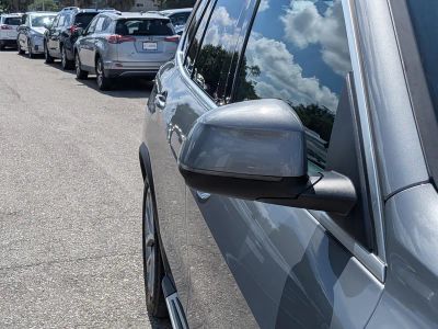 2024 BMW X5 — photo 12 view