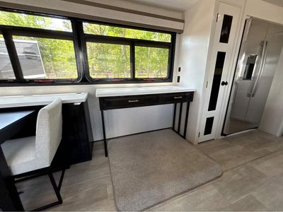 2026 Jayco Pinnacle — photo 12 view