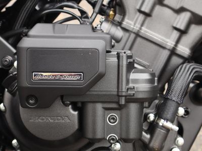 2026 Honda Rebel 300 - Photo 10