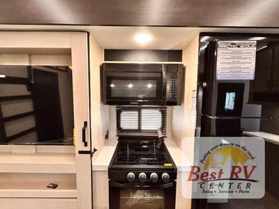 2026 Forest River RV Cherokee Arctic Wolf - Photo 59