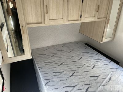 2025 Prime Time RV Avenger - Photo 8
