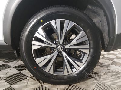 2023 Nissan Rogue - Photo 10