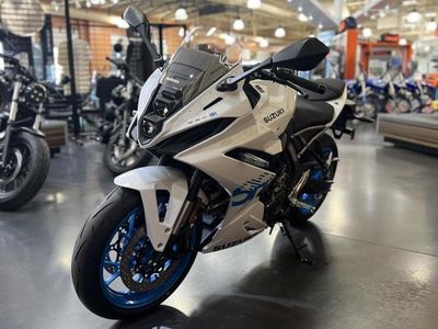 2026 Suzuki GSX-8R - Photo 1