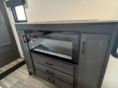 2025 Venture RV SPORTTREK - Photo 19