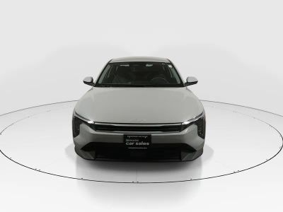 2025 Kia K4 - Photo 2