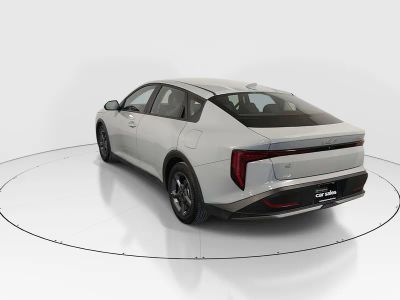 2025 Kia K4 - Photo 5