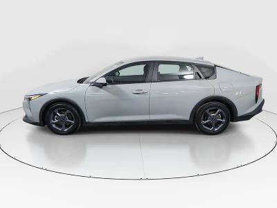 2025 Kia K4 - Photo 4