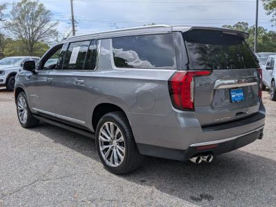 2021 GMC Yukon XL - Photo 3
