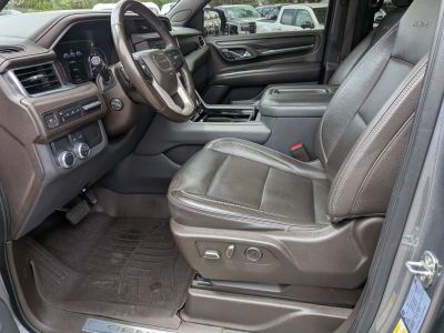 2021 GMC Yukon XL - Photo 11