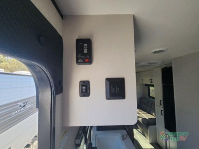 2027 Jayco Jay Flight SLX - Photo 23