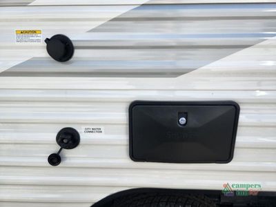 2027 Jayco Jay Flight SLX - Photo 9