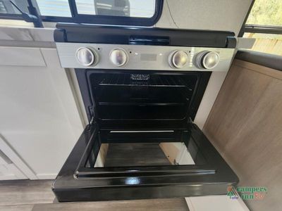 2027 Jayco Jay Flight SLX - Photo 29