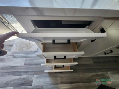 2027 Jayco Jay Flight SLX - Photo 24