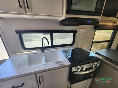2027 Jayco Jay Flight SLX - Photo 21