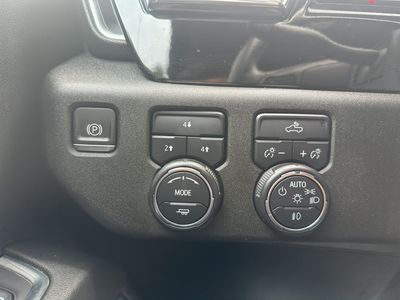 2024 Chevrolet Silverado 2500 HD — photo 19 view