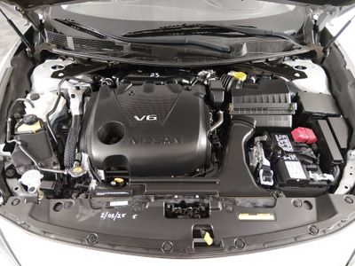 2023 Nissan Maxima — photo 9 view