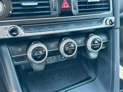2022 Genesis G70 — photo 16 view