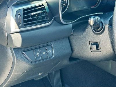 2022 Genesis G70 — photo 10 view