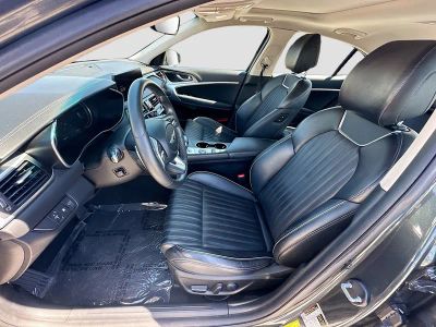 2022 Genesis G70 — photo 21 view