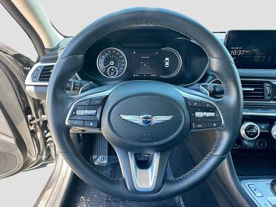 2022 Genesis G70 — photo 11 view
