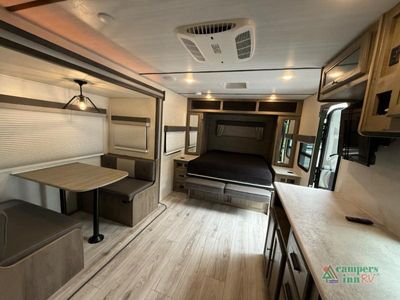2022 Forest River RV Surveyor Legend - Photo 18