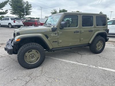 2025 Jeep Wrangler - Photo 9